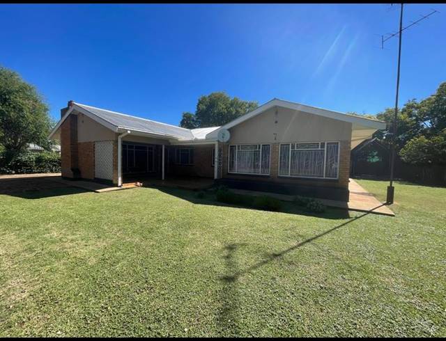 10 BEDROOM PROPERTY TO RENT IN BULT WEST